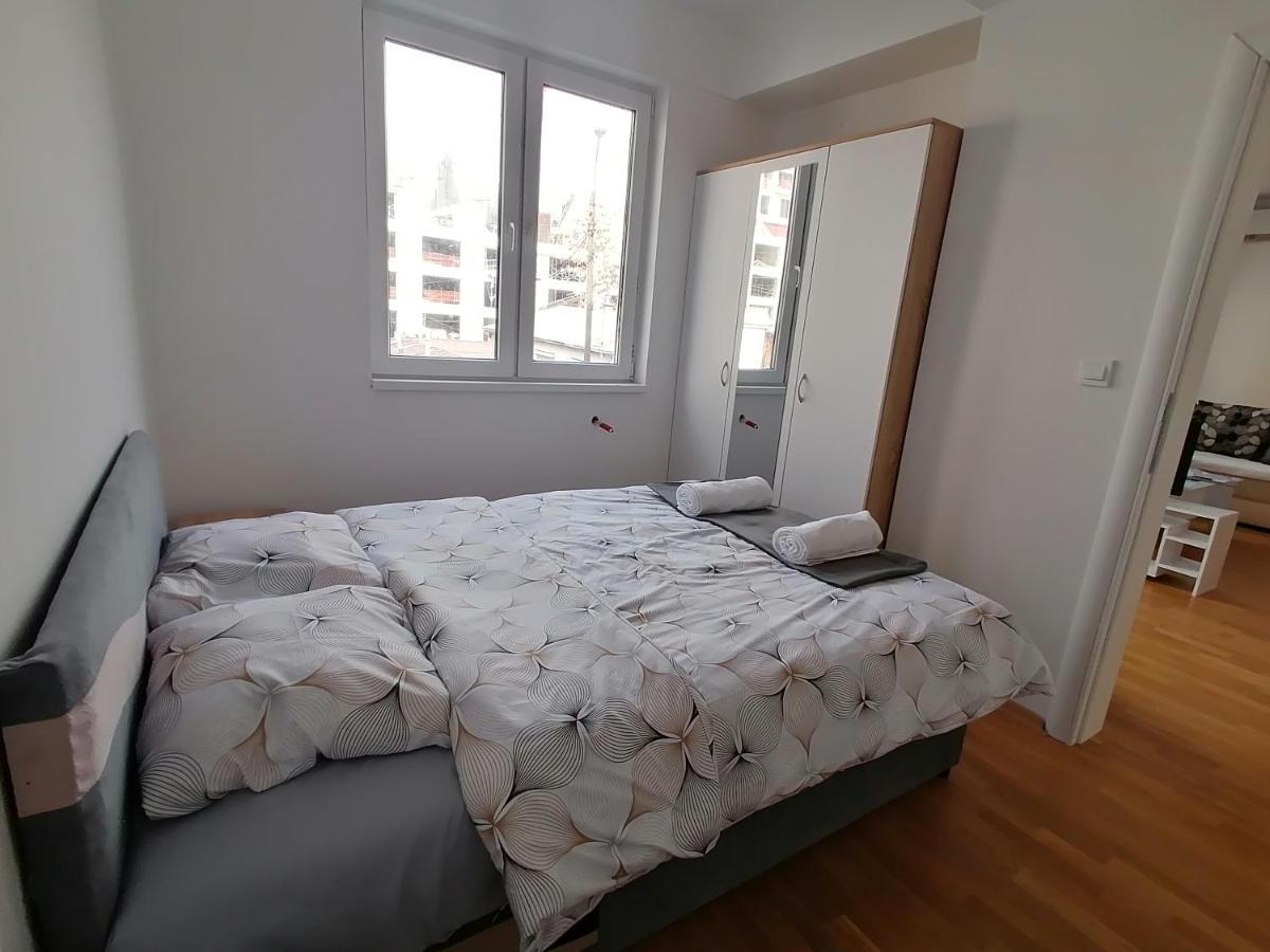 Sarah - City Apartment Скопье Экстерьер фото